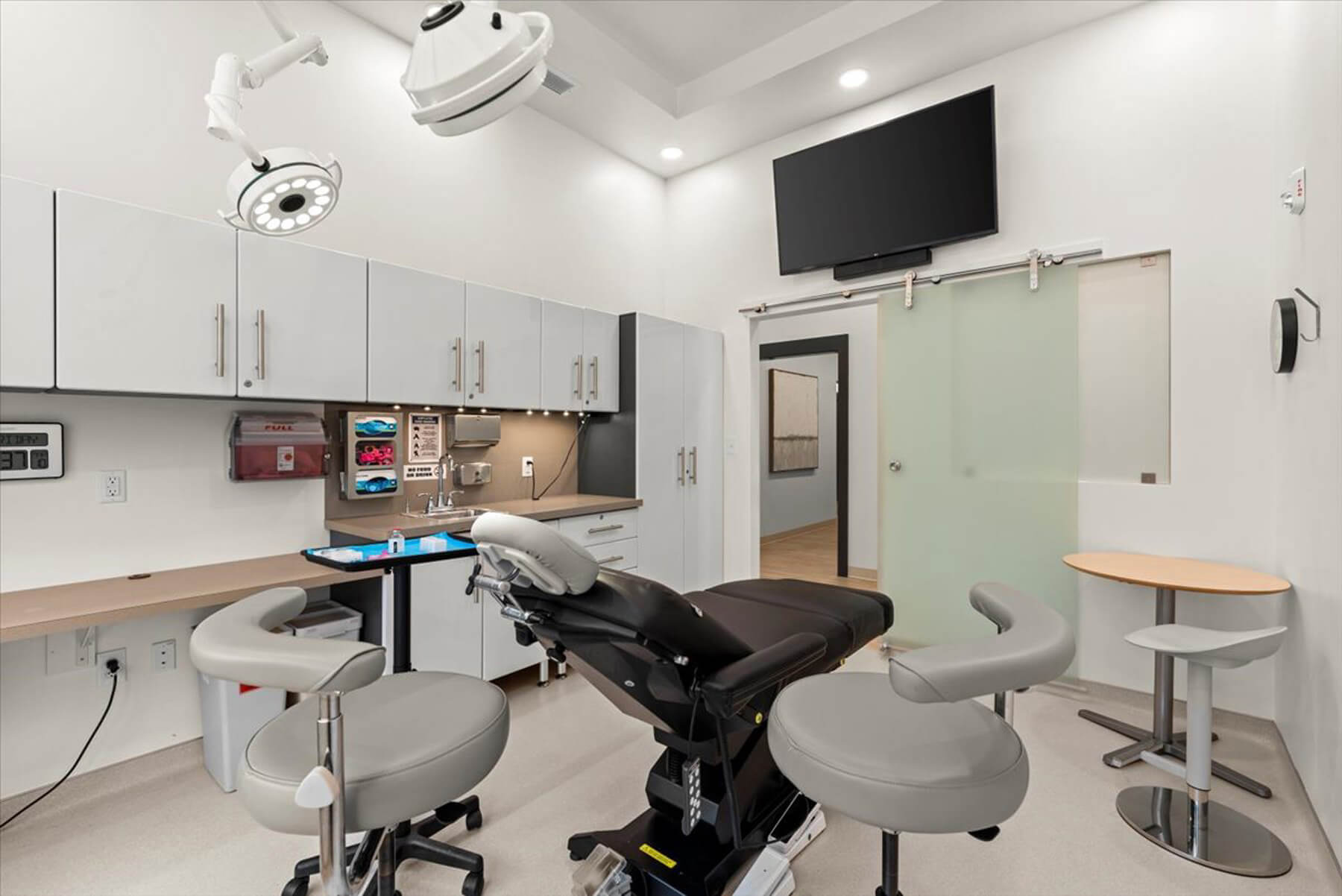 NAHR_TreatmentRoom_Door